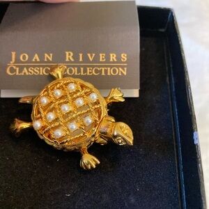 Joan Rivers Collection Turtle‎ Brooch with Glass Pearls